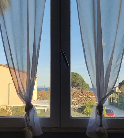 Cote Plage, Apercu Mer, Proche Aeroport, Climatisees Et Parking Gratuit Hyères